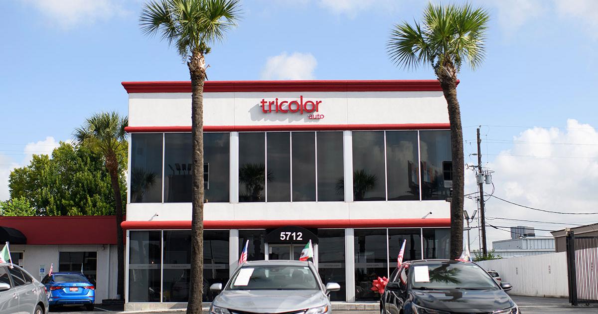Tricolor 1200