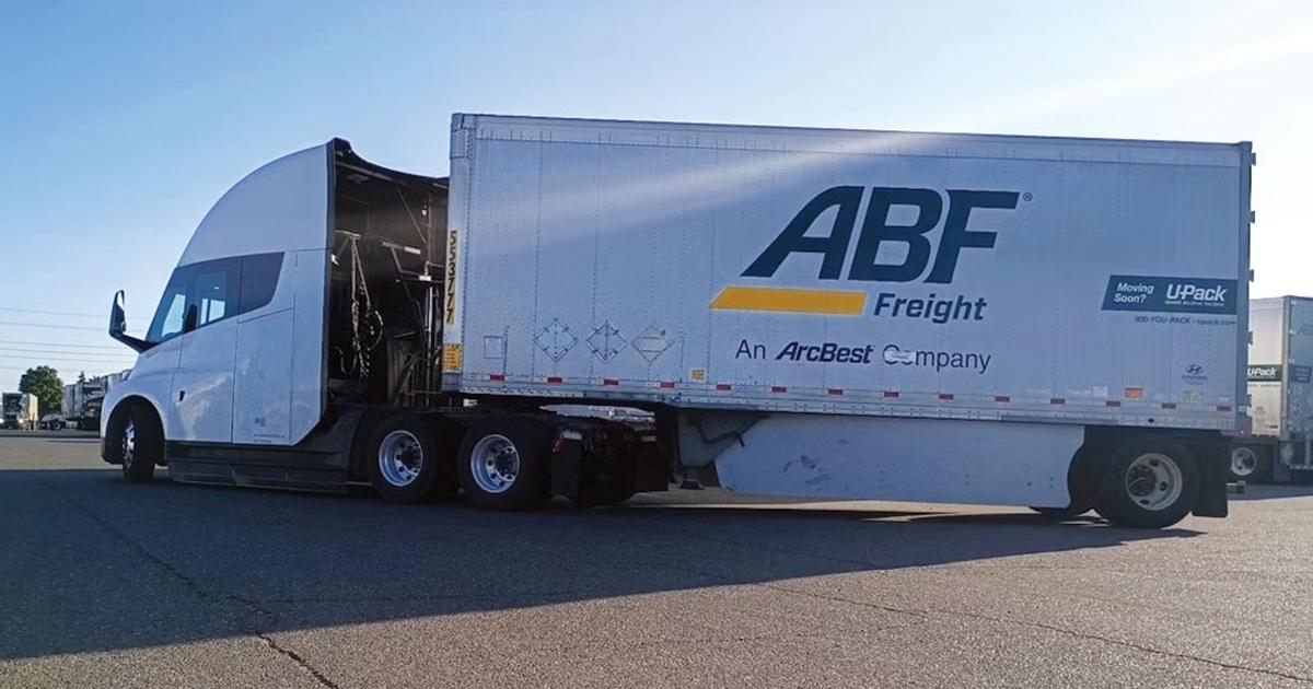 ArcBest truck 1200
